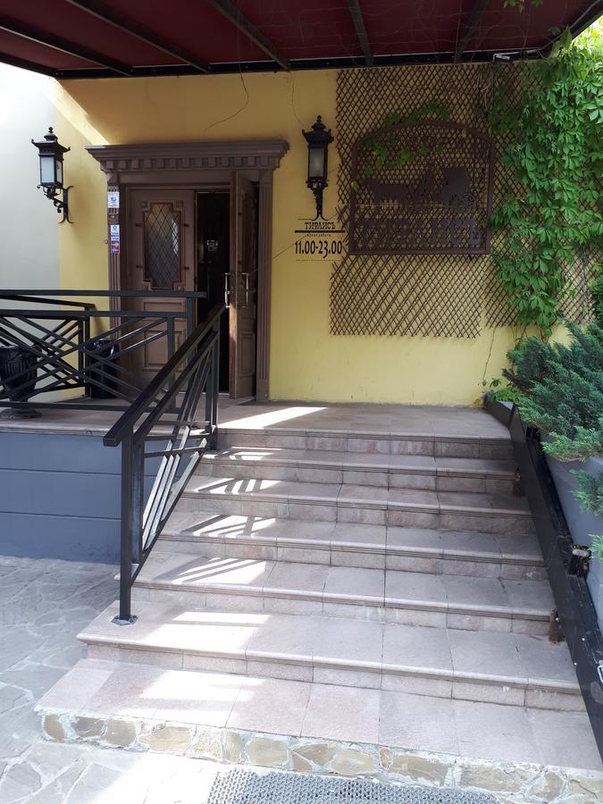Apartment Dom Kino Minsk Exterior photo